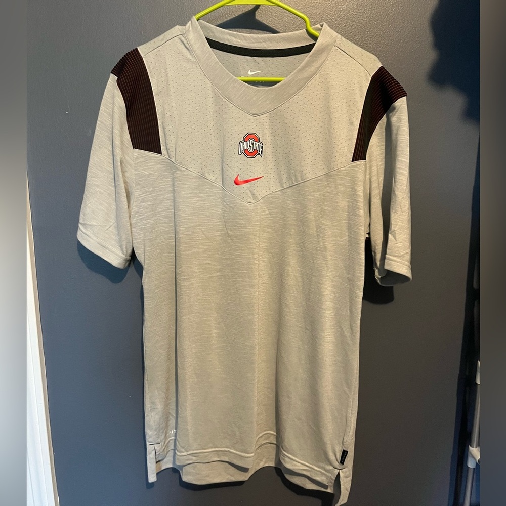 Men's Large Nike Ohio State Buckeyes Gray Sideline Player Performance T-Shirt